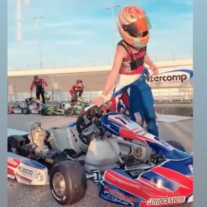 Meet your Posher, Annie